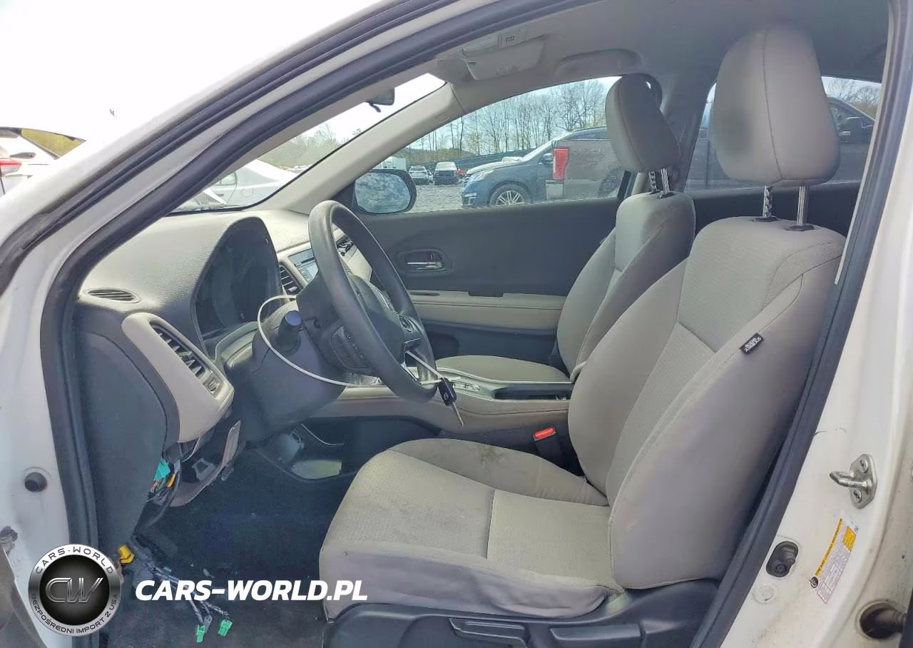 2020 Honda Hr-V Lx VIN:3CZRU6H37LM736295 - 7