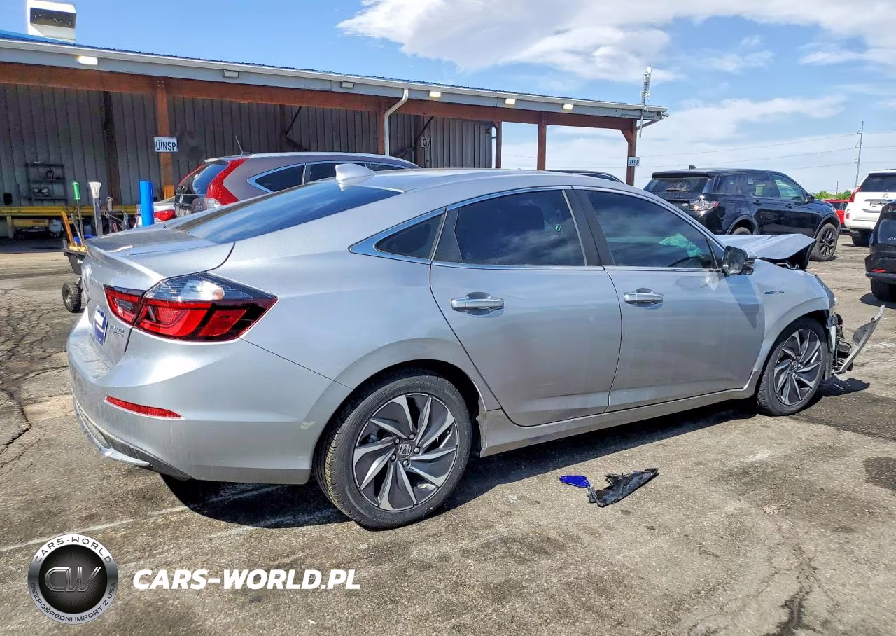 2019 Honda Insight Touring VIN:19XZE4F91KE015851 - 3