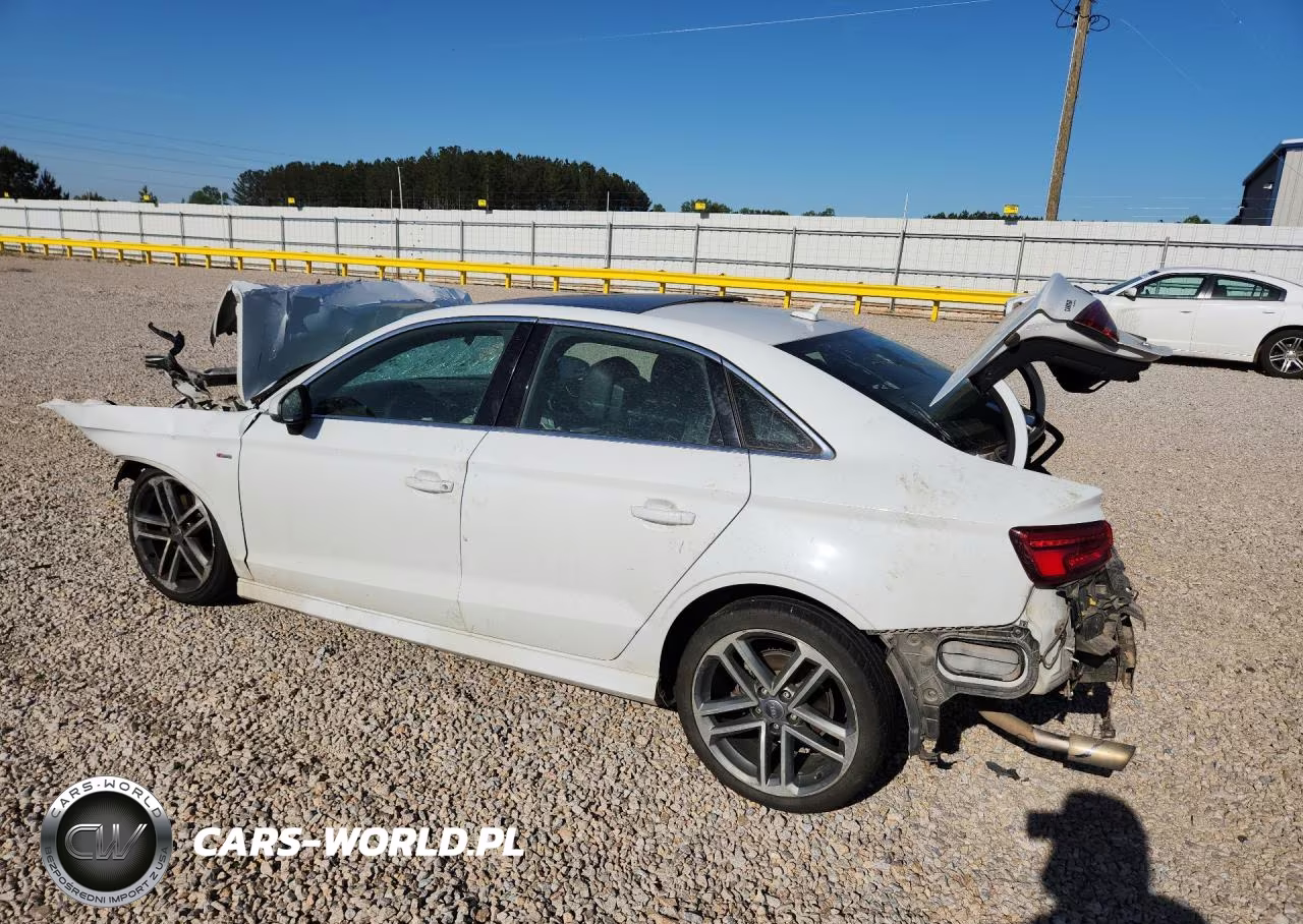 2018 Audi A3 Premium Plus VIN:WAUJ8GFF7J1062232 - 2