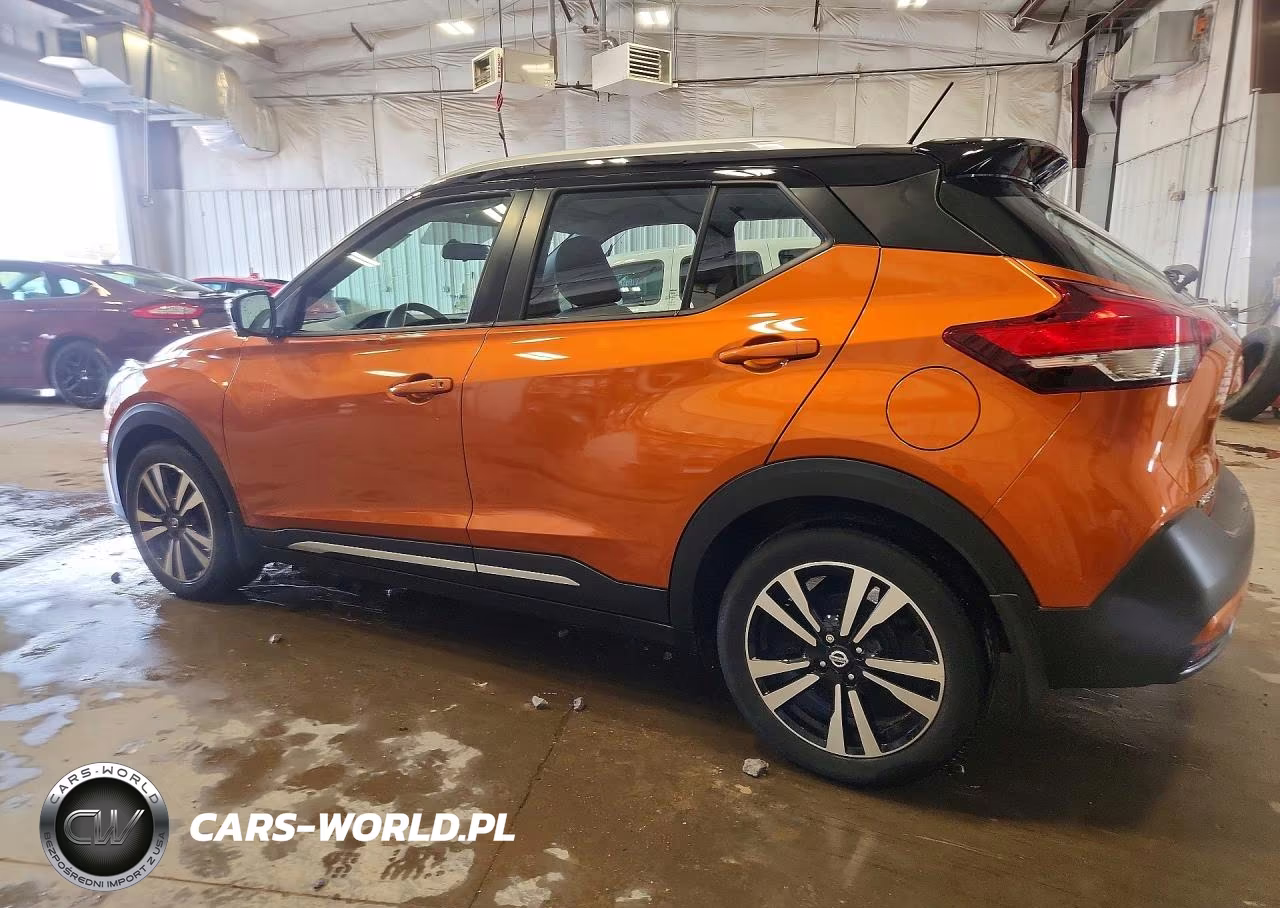 2018 Nissan Kicks Sr VIN:3N1CP5CU7JL543292 - 2