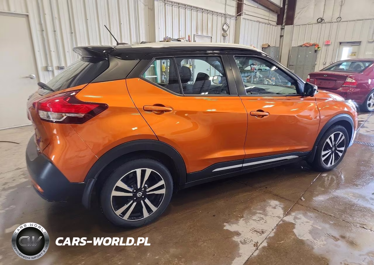 2018 Nissan Kicks Sr VIN:3N1CP5CU7JL543292 - 3