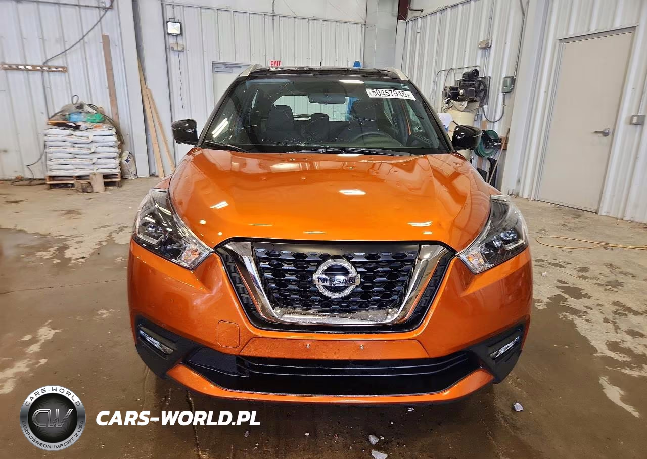 2018 Nissan Kicks Sr VIN:3N1CP5CU7JL543292 - 5