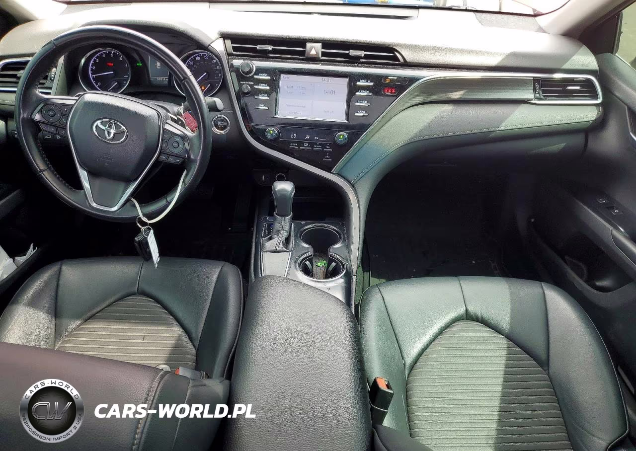 2018 Toyota Camry Se VIN:4T1B11HK9JU638576 - 8