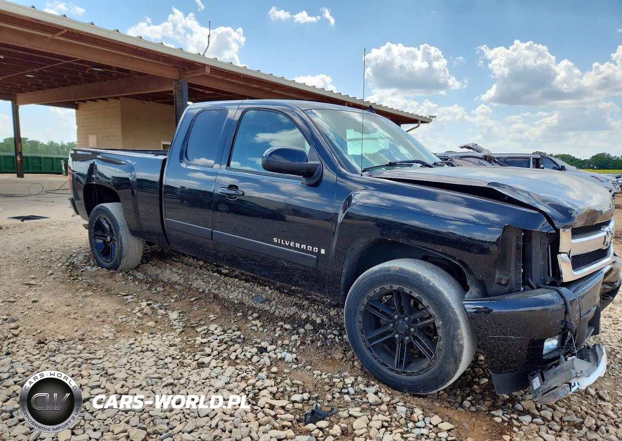 2007 Chevrolet Silverado C1500 VIN:2GCEC190471666315 - 4