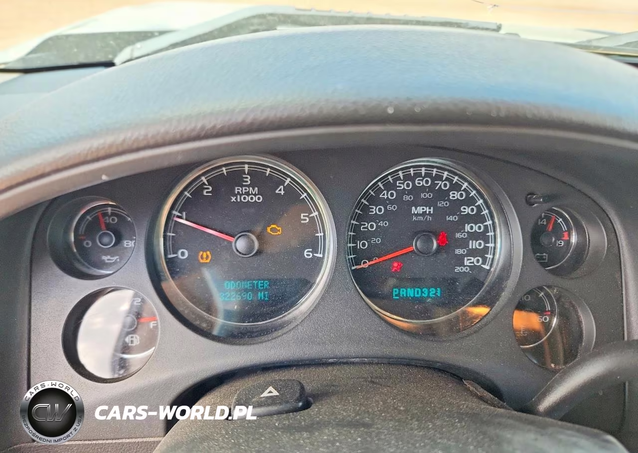 2007 Chevrolet Silverado C1500 VIN:2GCEC190471666315 - 9