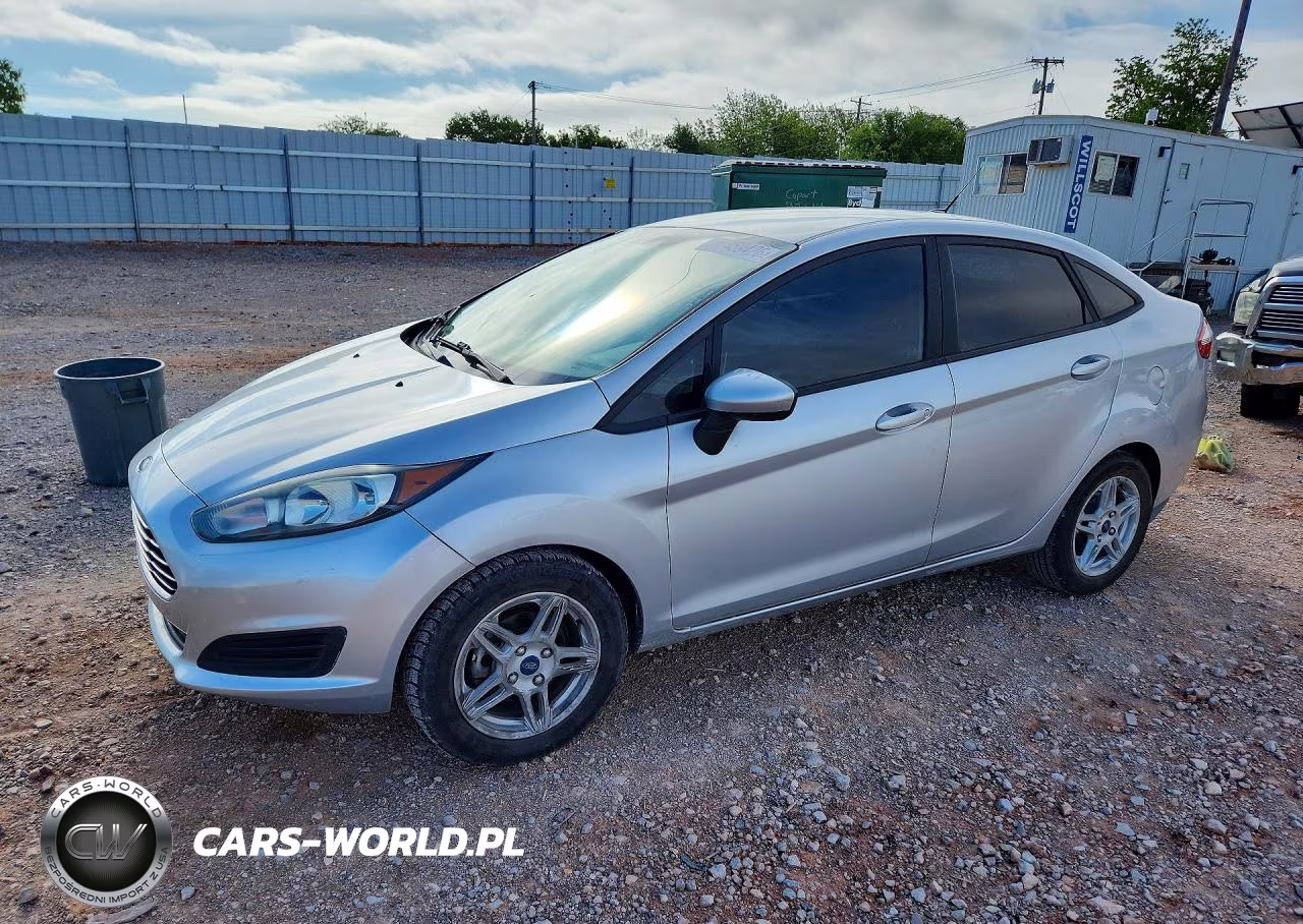 2017 Ford Fiesta Se – zdjęcie 1 z 12