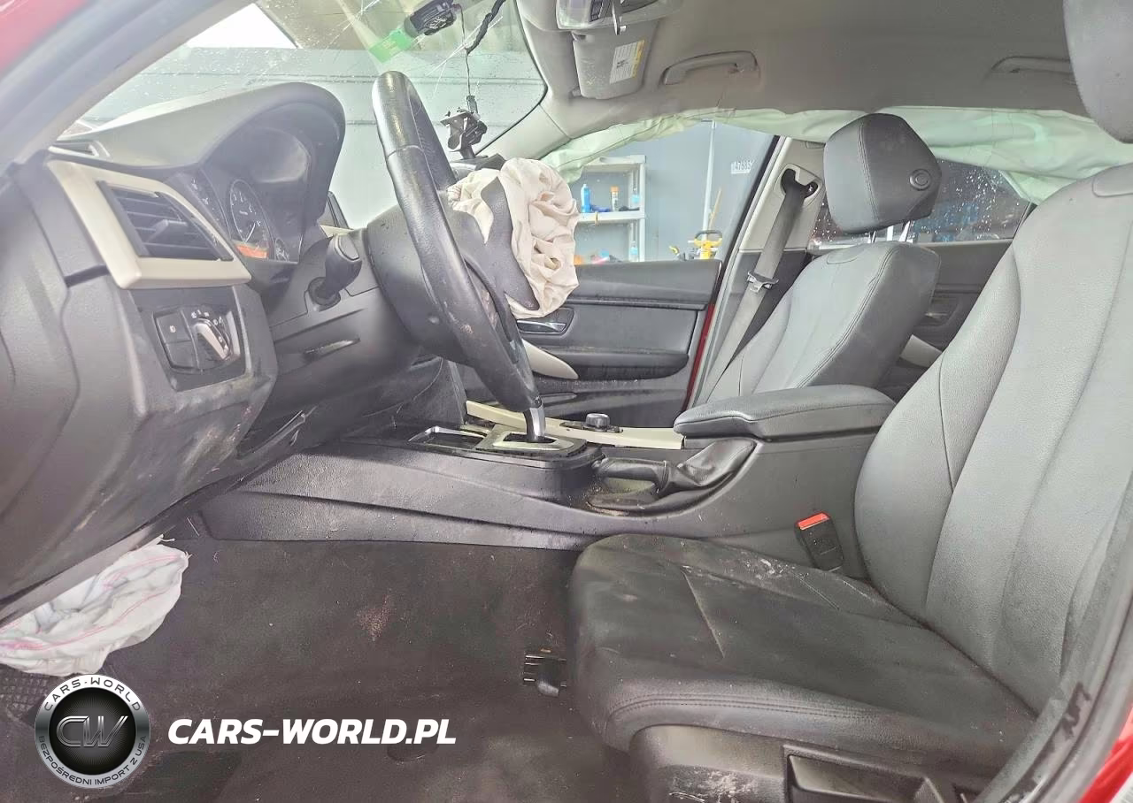 2018 BMW 320 I VIN:WBA8E1G58JNU93617 - 7