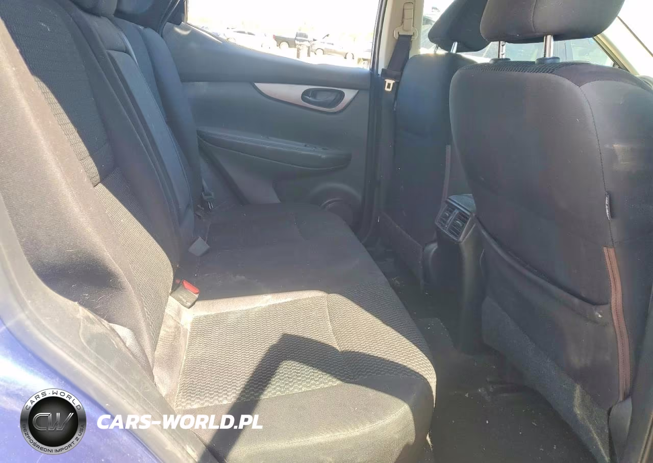 2018 Nissan Rogue Sport S VIN:JN1BJ1CR2JW262982 - 11