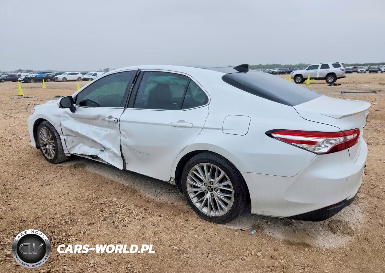 2018 Toyota Camry Xle VIN:4T1B11HK0JU039971 - 2
