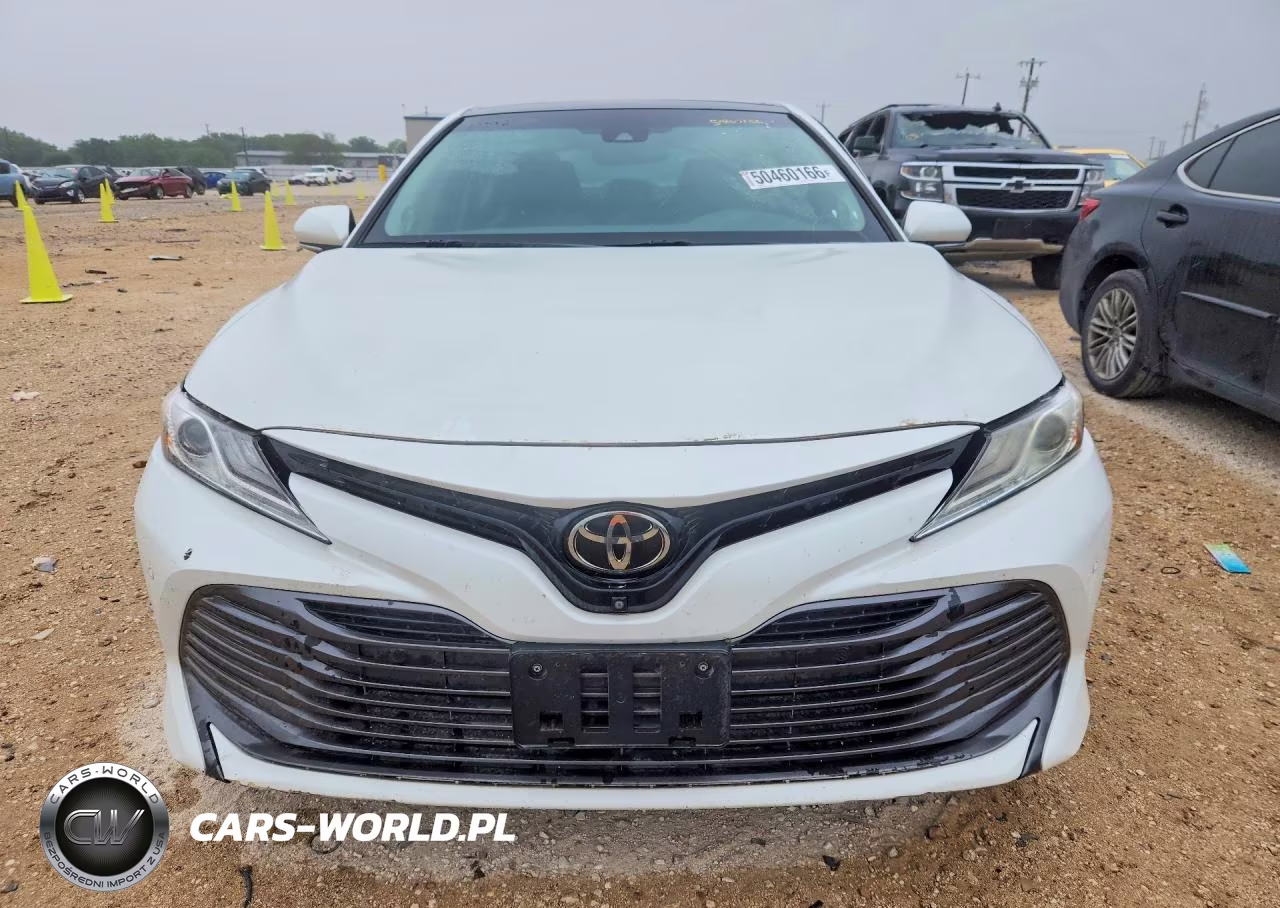 2018 Toyota Camry Xle VIN:4T1B11HK0JU039971 - 5