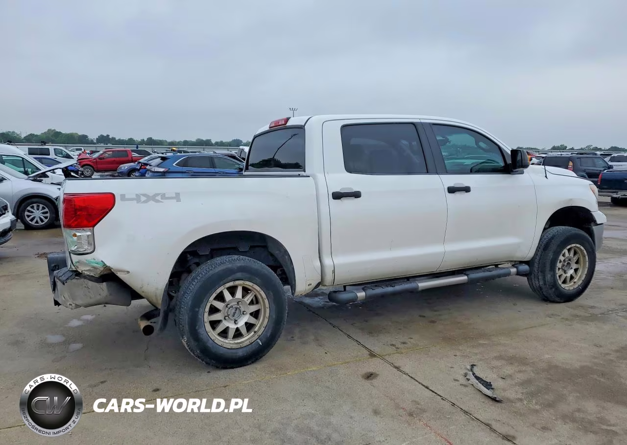 2012 Toyota Tundra VIN:5TFDW5F11CX267401 - 3