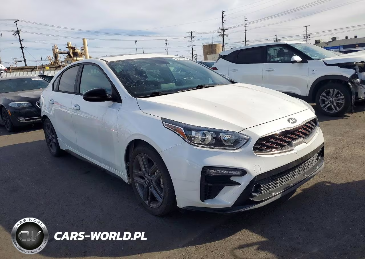 2021 Kia Forte Gt Line VIN:3KPF34AD5ME403477 - 4
