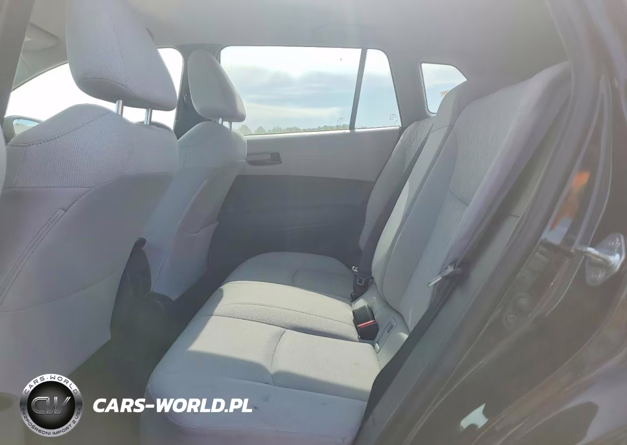 2022 Toyota Corolla Cross Le VIN:7MUCAAAG6NV033638 - 11