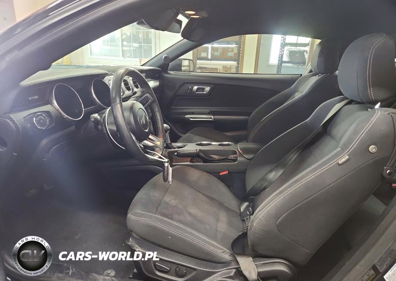 2021 Ford Mustang VIN:1FA6P8THXM5104368 - 7