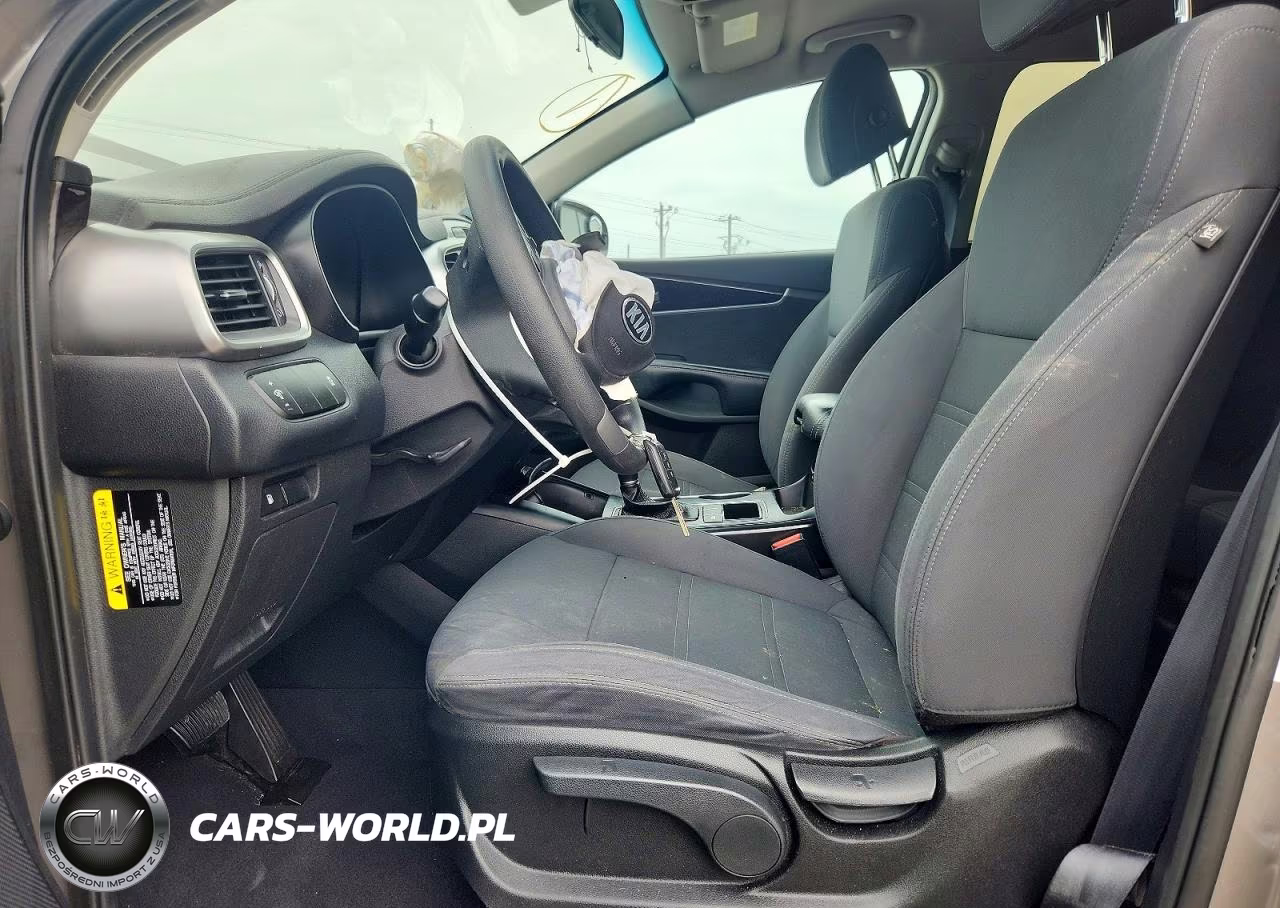 2017 Kia Sorento Lx VIN:5XYPG4A3XHG235893 - 7