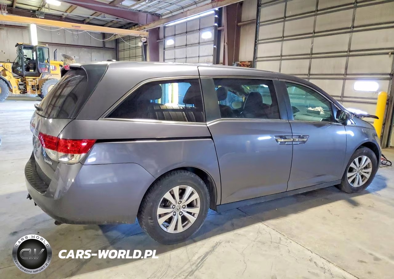 2015 Honda Odyssey Exl VIN:5FNRL5H64FB058725 - 3