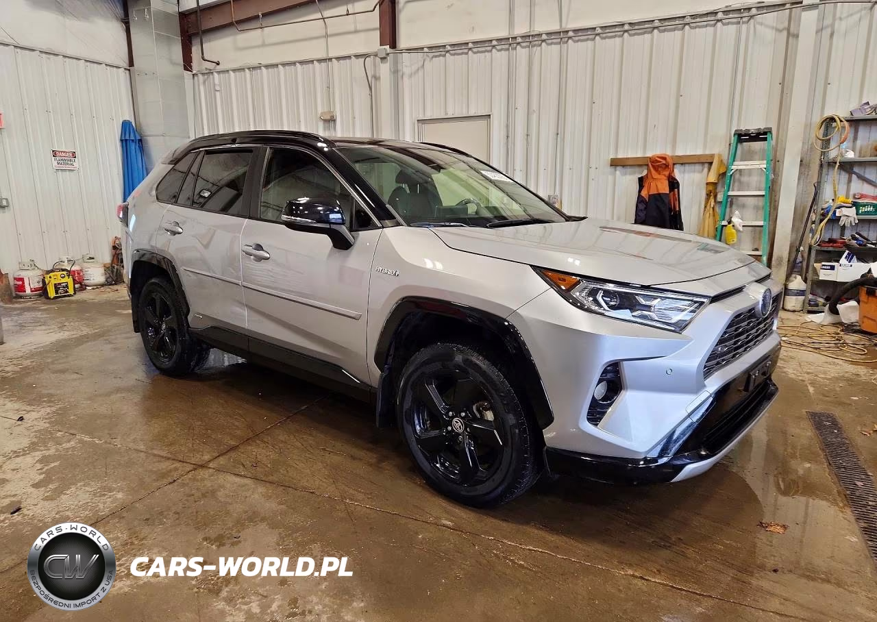 2020 Toyota Rav4 Xse VIN:JTMEWRFV1LJ038637 - 4