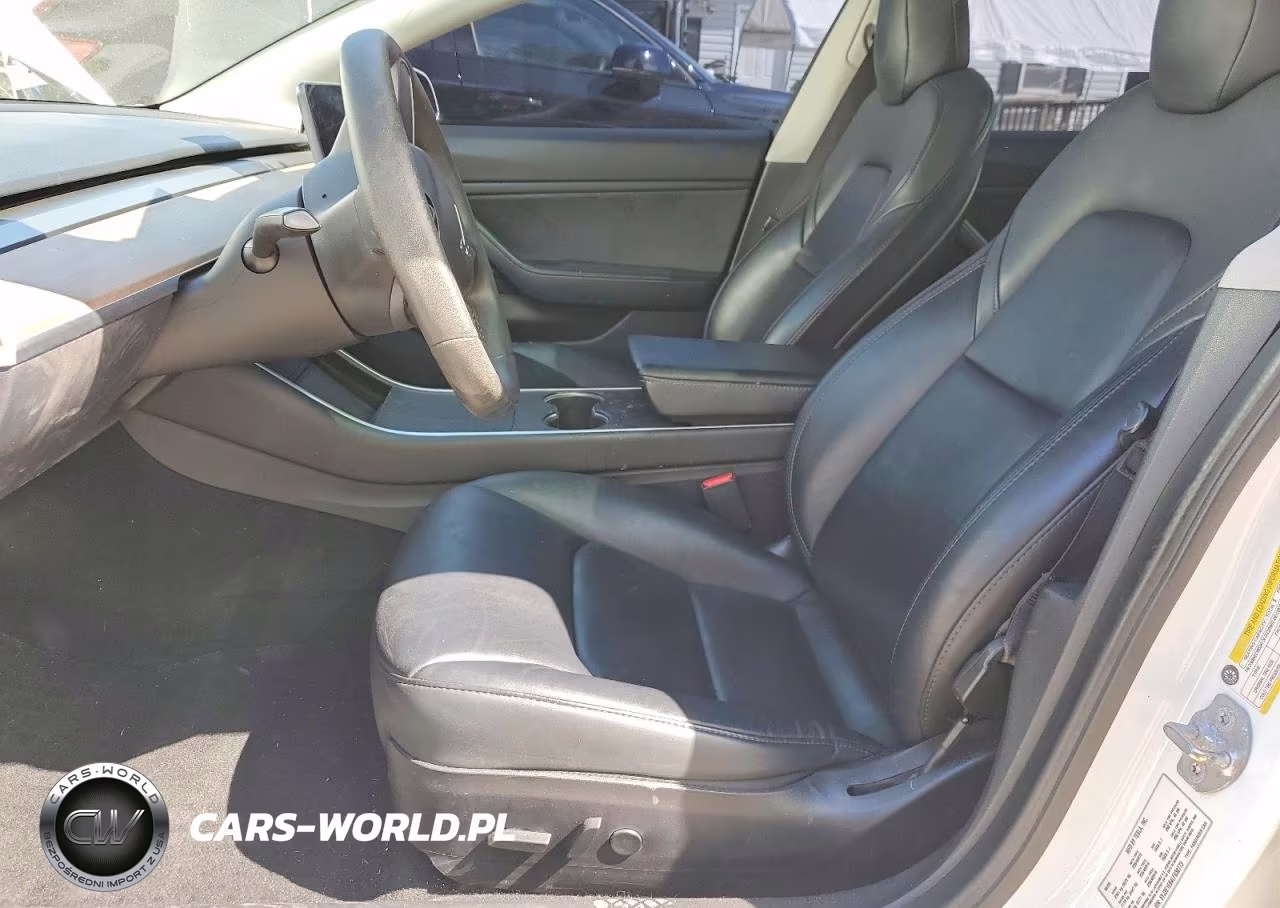 2020 Tesla Model 3 VIN:5YJ3E1EB4LF638773 - 7