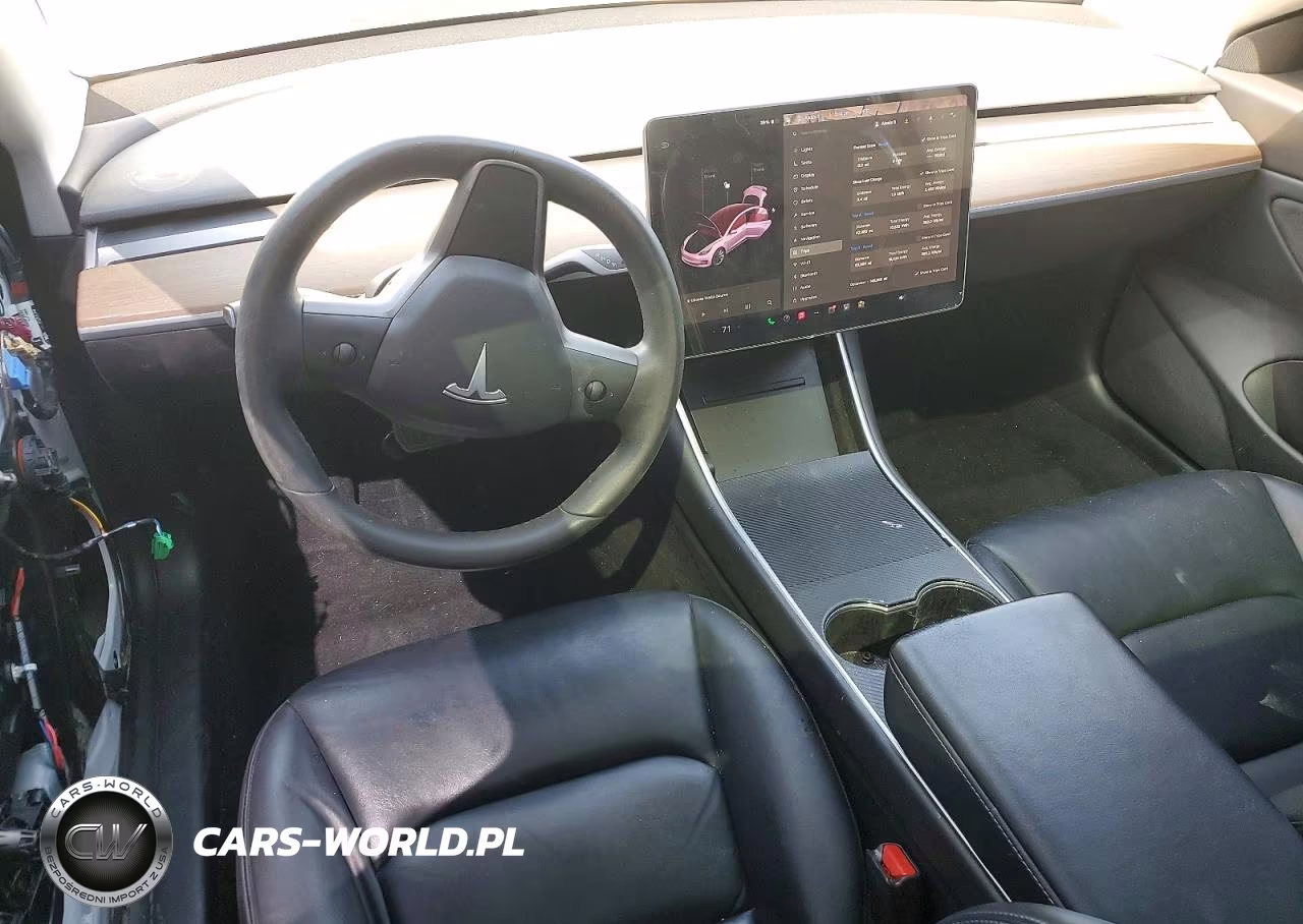 2020 Tesla Model 3 VIN:5YJ3E1EB4LF638773 - 8