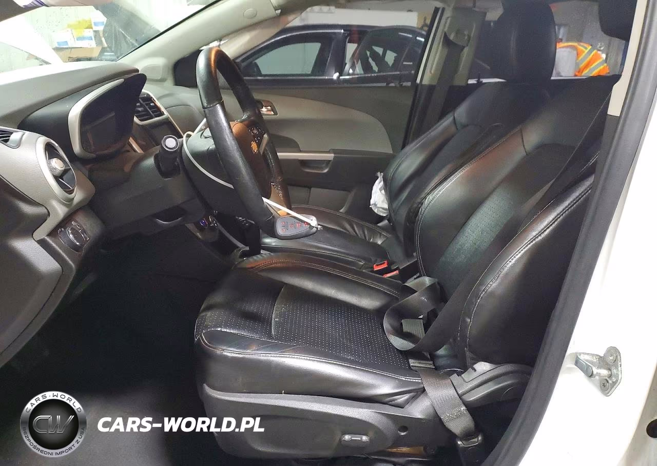 2019 Chevrolet Sonic Premier VIN:1G1JF5SB8K4122060 - 7