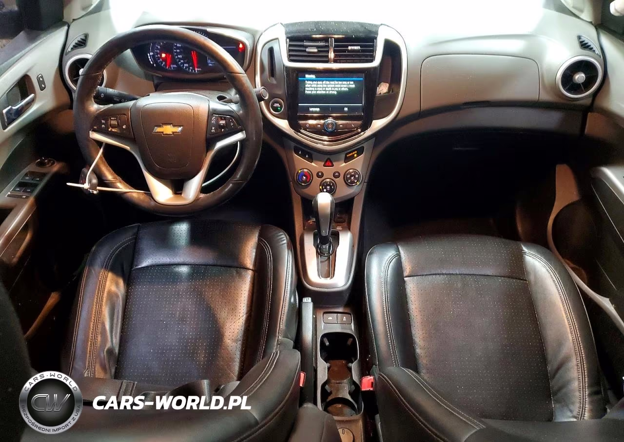 2019 Chevrolet Sonic Premier VIN:1G1JF5SB8K4122060 - 8