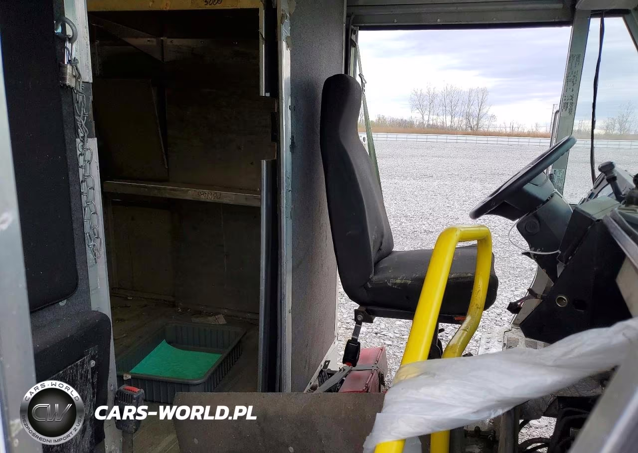 2021 Ford F59 Delivery Truck VIN:1F64F5KN4M0A05359 - 11