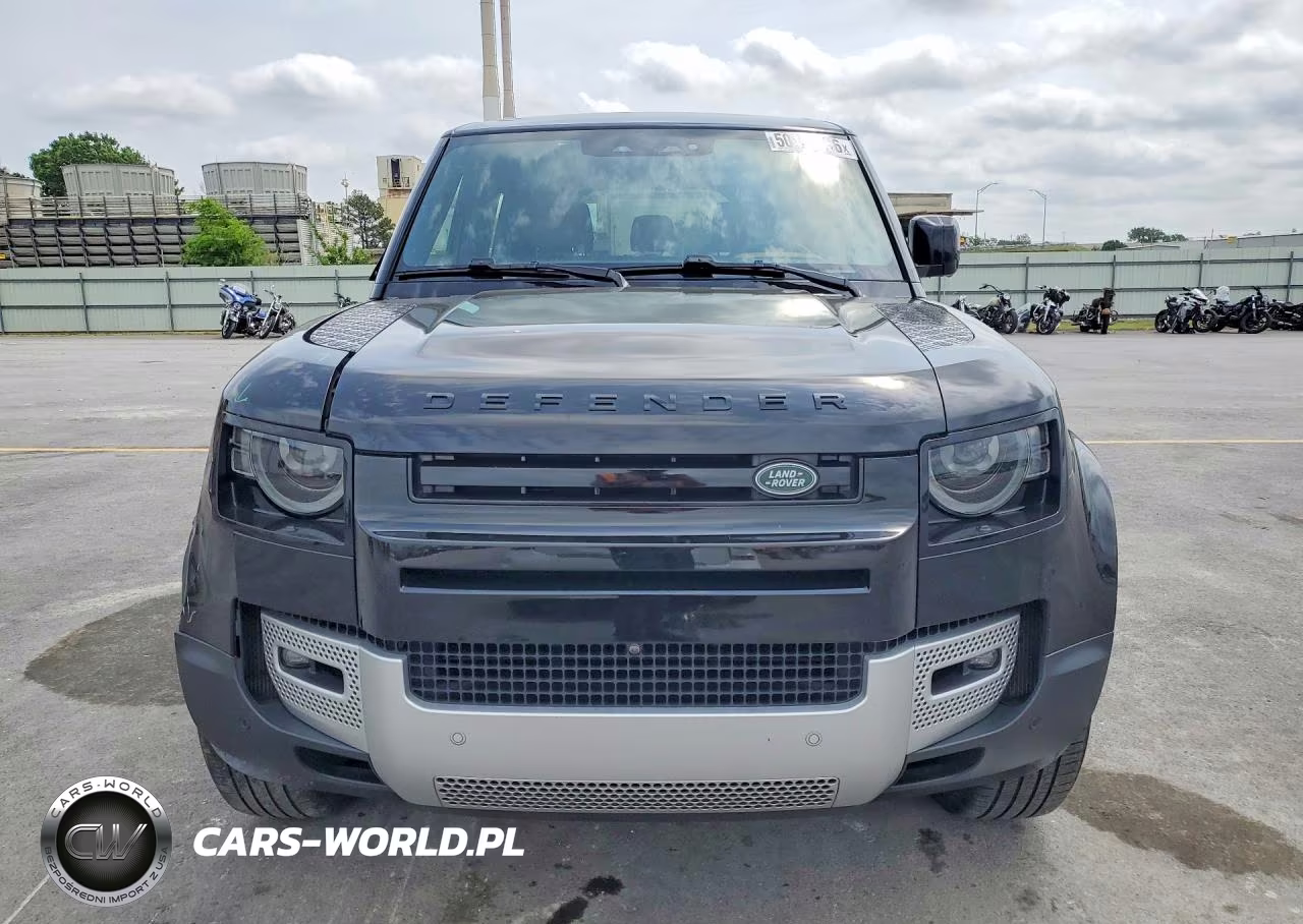 2024 Land Rover Defender 110 S VIN:SALEJ7EU2R2350263 - 5