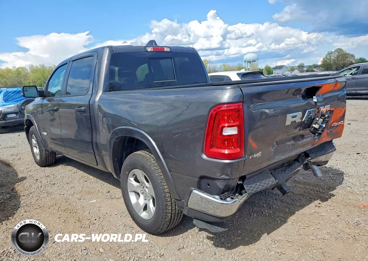 2025 Ram 1500 Big Horn VIN:1C6RRFFGXSN153292 - 2