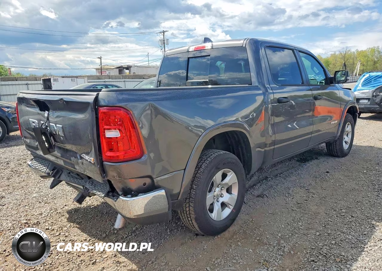 2025 Ram 1500 Big Horn VIN:1C6RRFFGXSN153292 - 3