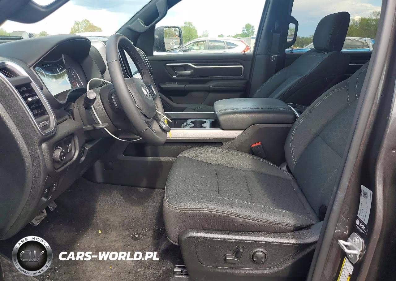 2025 Ram 1500 Big Horn VIN:1C6RRFFGXSN153292 - 7