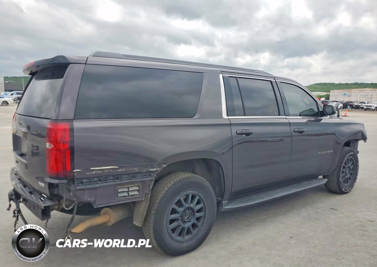 2017 Chevrolet Suburban C1500 Ls VIN:1GNSCGKC6HR389595 - 3