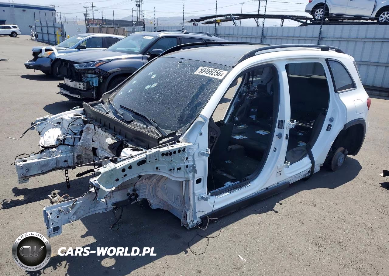 2021 Mercedes-Benz Glb 250 – zdjęcie 1 z 14