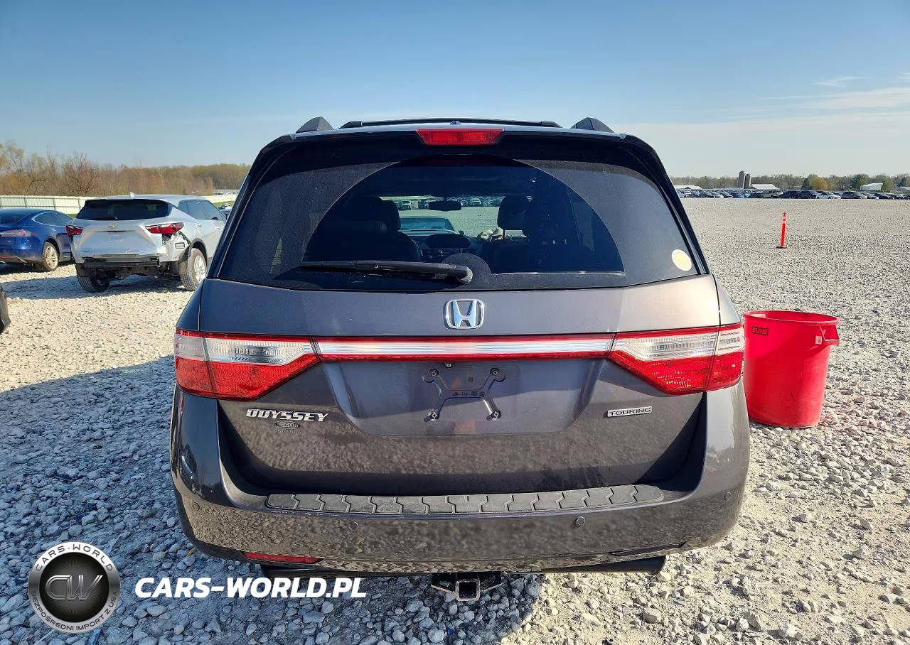 2013 Honda Odyssey Touring VIN:5FNRL5H93DB079606 - 6