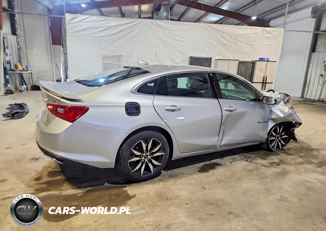 2020 Chevrolet Malibu Rs VIN:1G1ZG5ST1LF149261 - 3