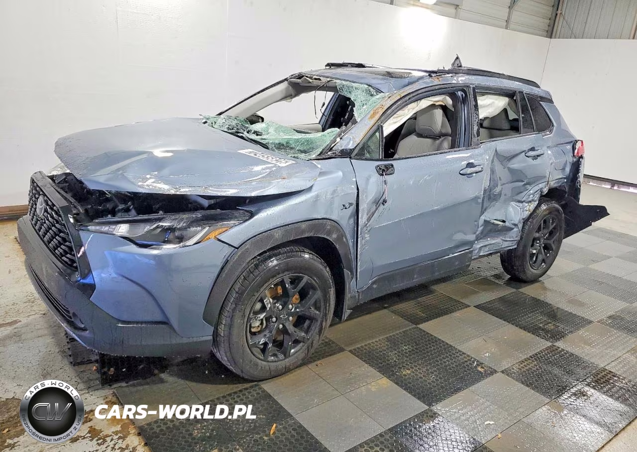 2024 Toyota Corolla Cross Le – zdjęcie 1 z 13