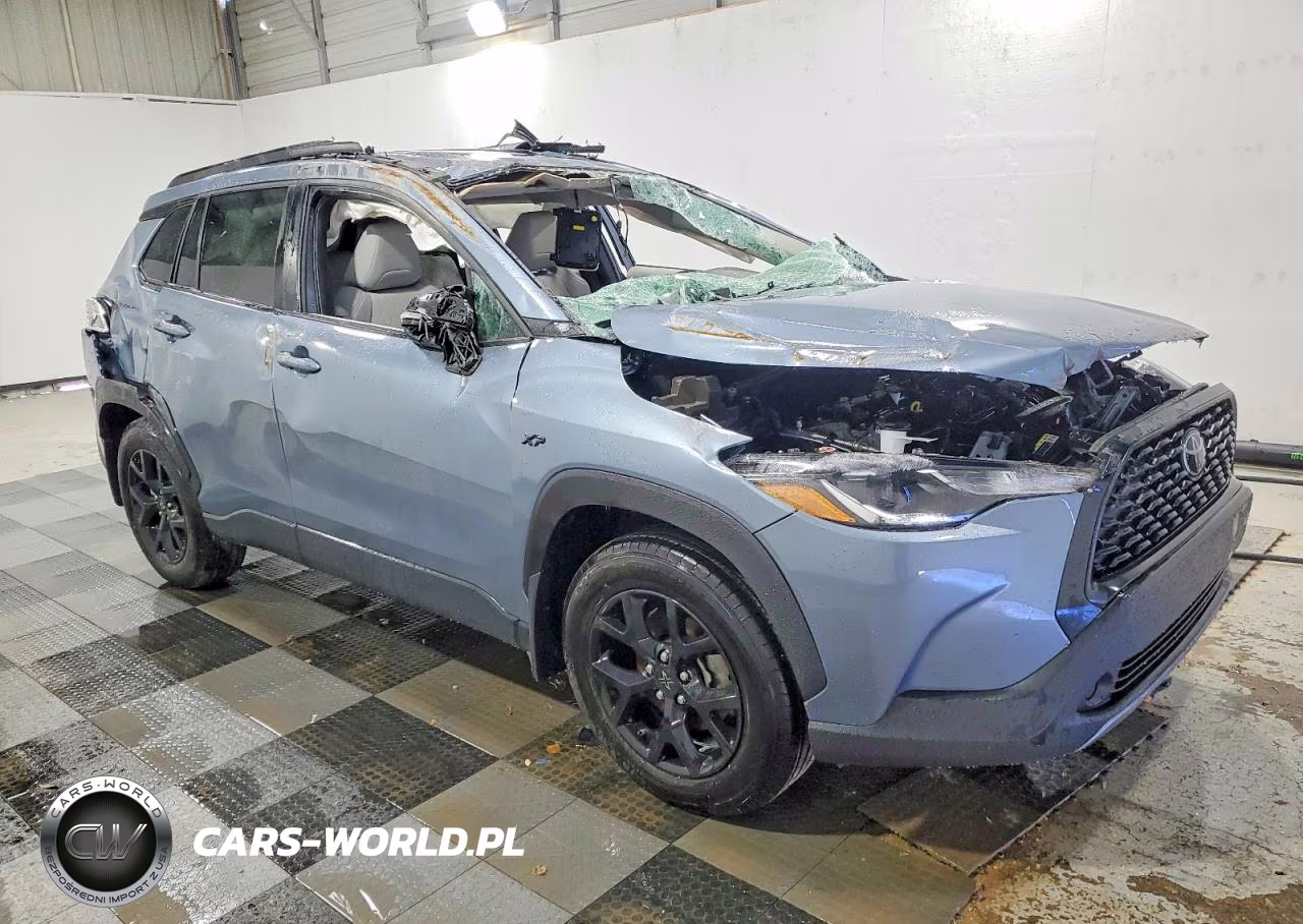 2024 Toyota Corolla Cross Le VIN:7MUBAAAG5RV112686 - 4
