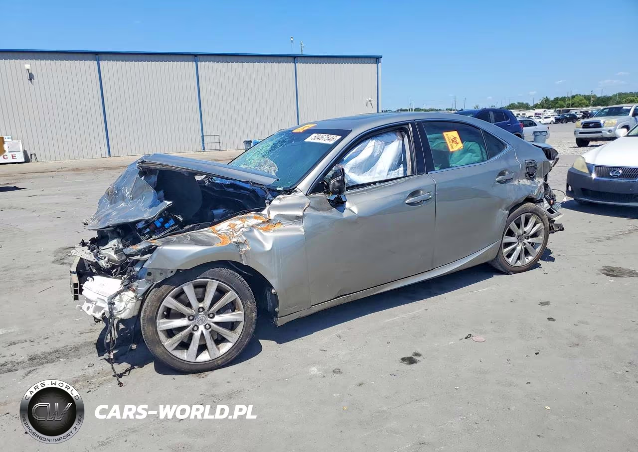 2016 Lexus Is 300 – zdjęcie 1 z 12