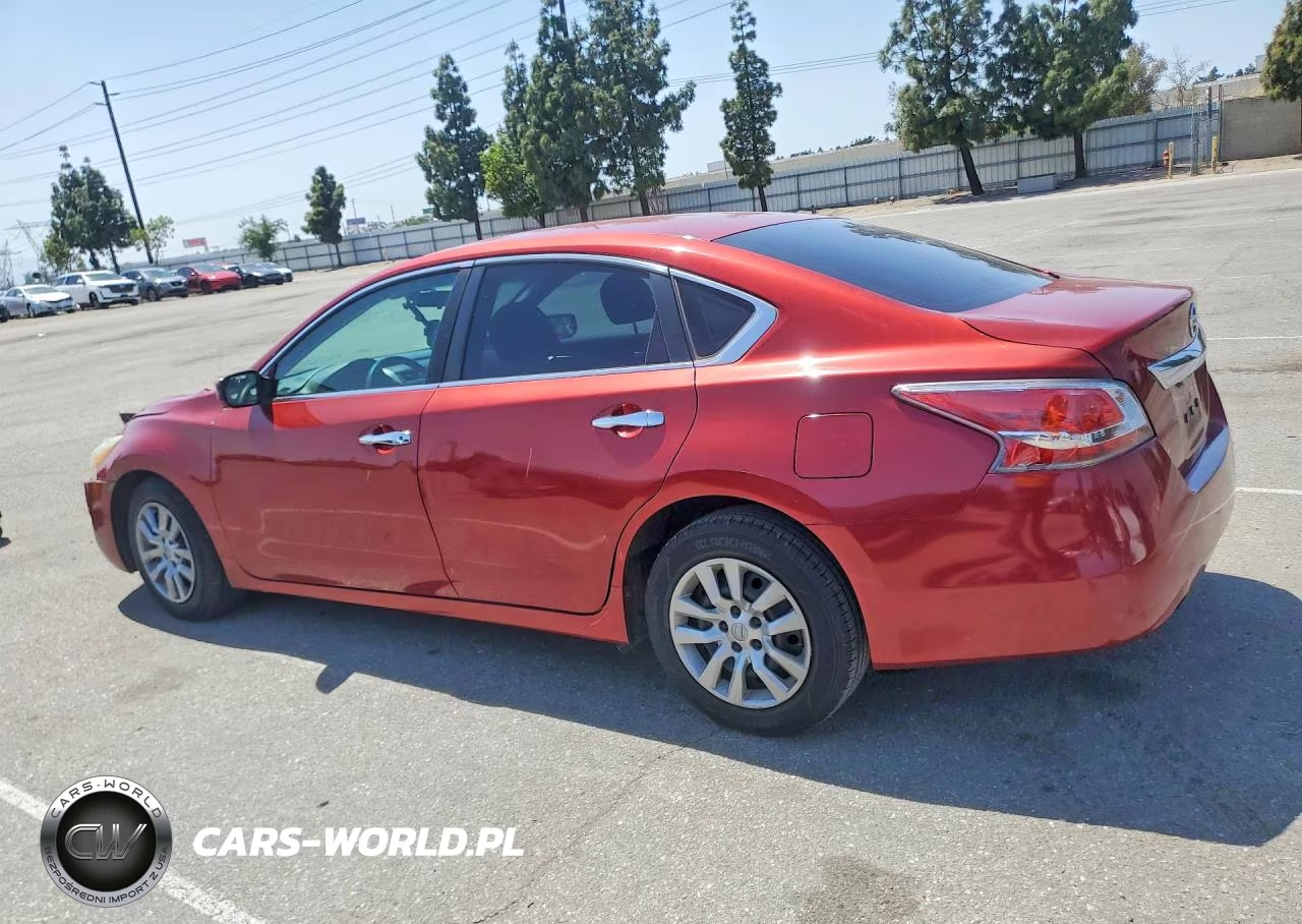 2015 Nissan Altima 2.5 S VIN:1N4AL3AP6FN877215 - 2