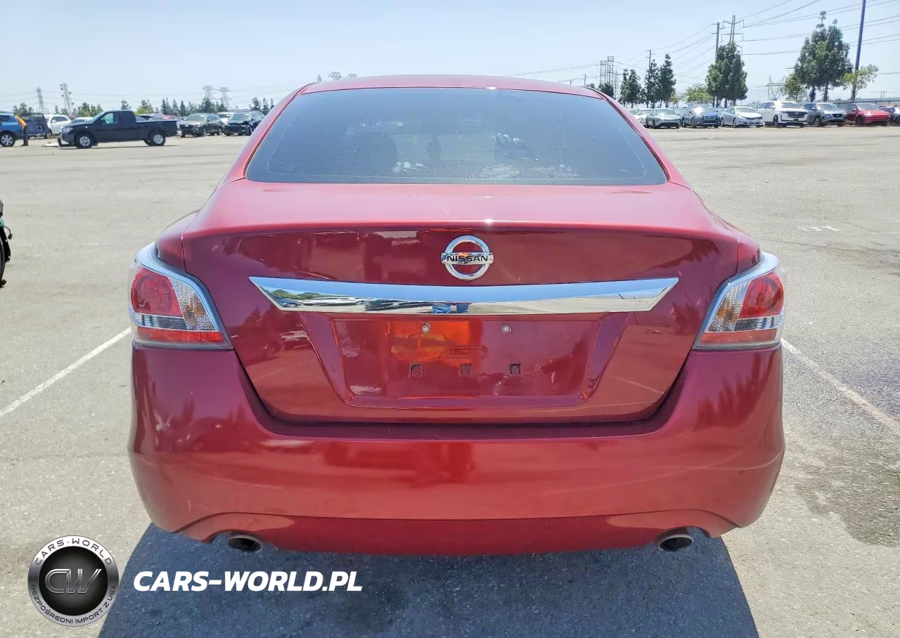 2015 Nissan Altima 2.5 S VIN:1N4AL3AP6FN877215 - 6