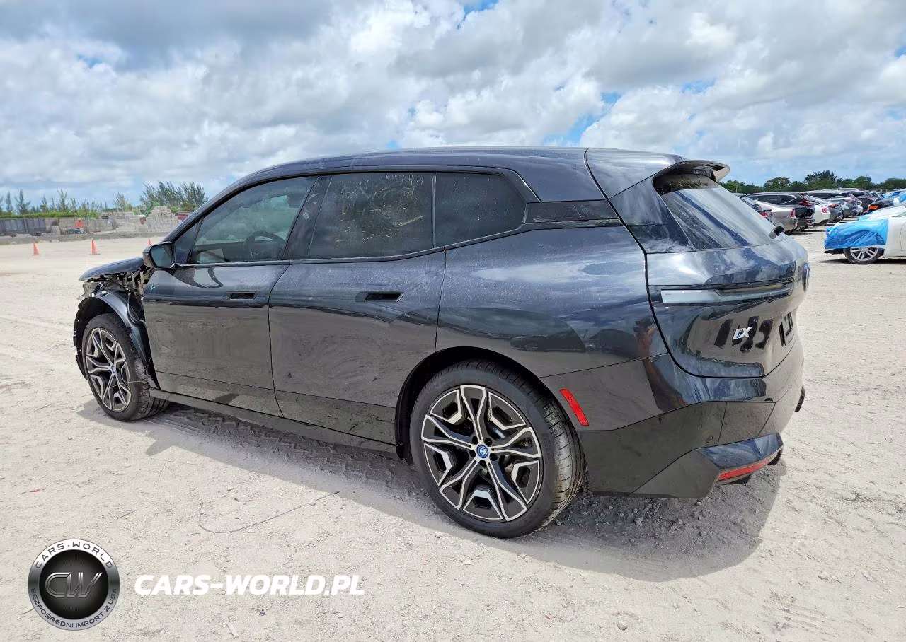 2024 BMW Ix xDrive50 VIN:WB523CF0XRCN75156 - 2