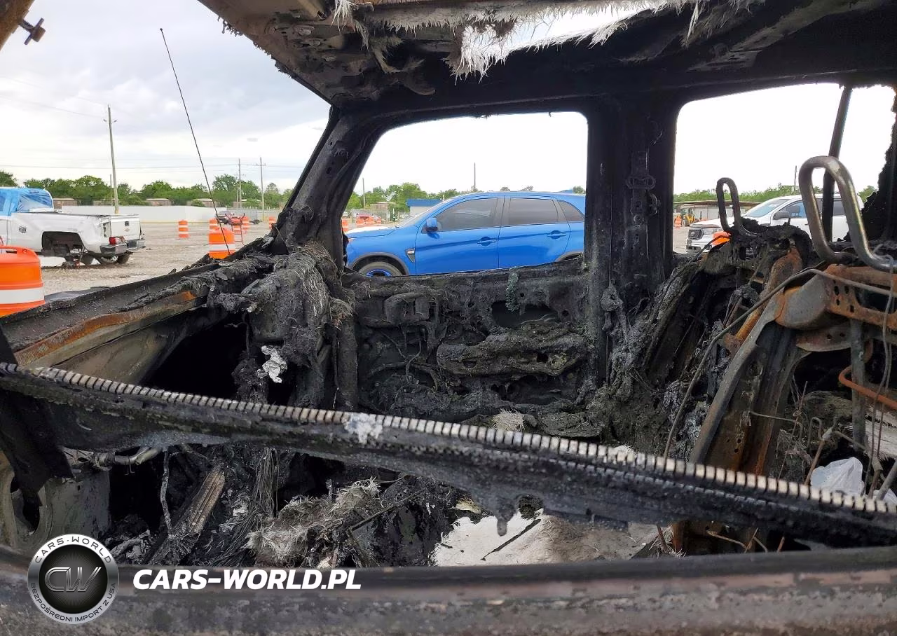 2021 Jeep Wrangler Unlimited Sport VIN:1C4HJXDNXMW647782 - 7
