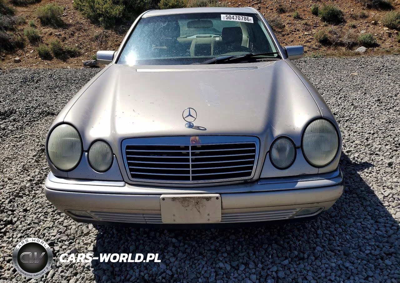 1999 Mercedes-Benz E 320 4Matic VIN:WDBJF82H0XX022598 - 5