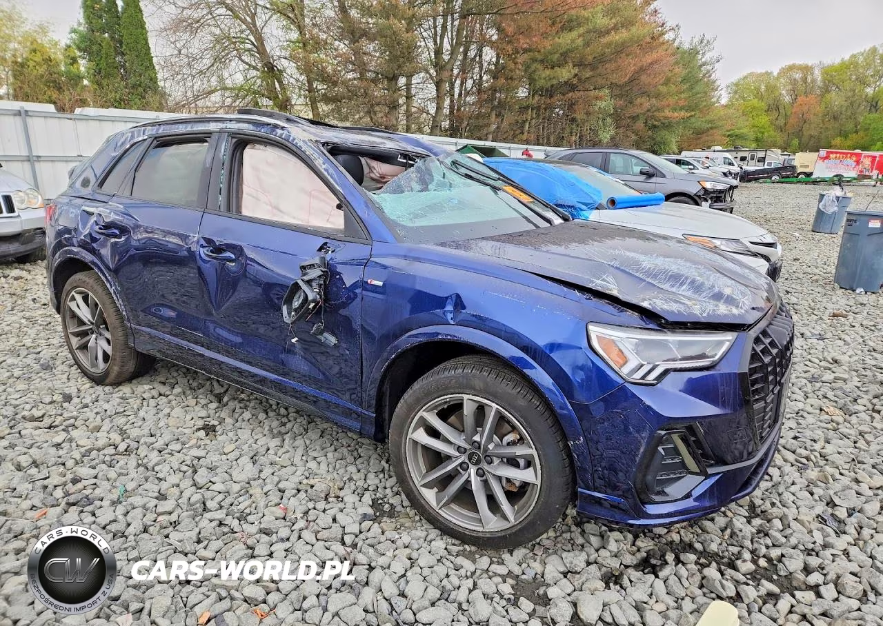 2024 Audi Q3 Premium S Line 45 VIN:WA1DECF3XR1182250 - 4