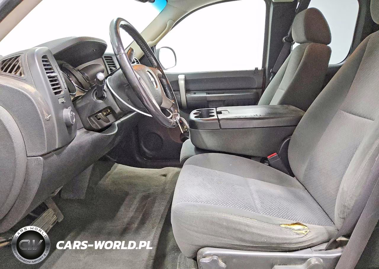 2008 Chevrolet Silverado C1500 VIN:2GCEC19J081250496 - 7