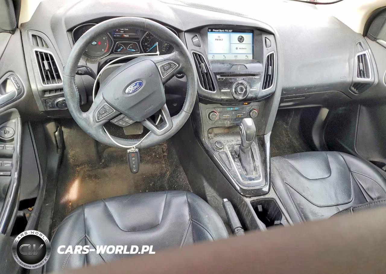 2017 Ford Focus Titanium VIN:1FADP3J27HL257297 - 8