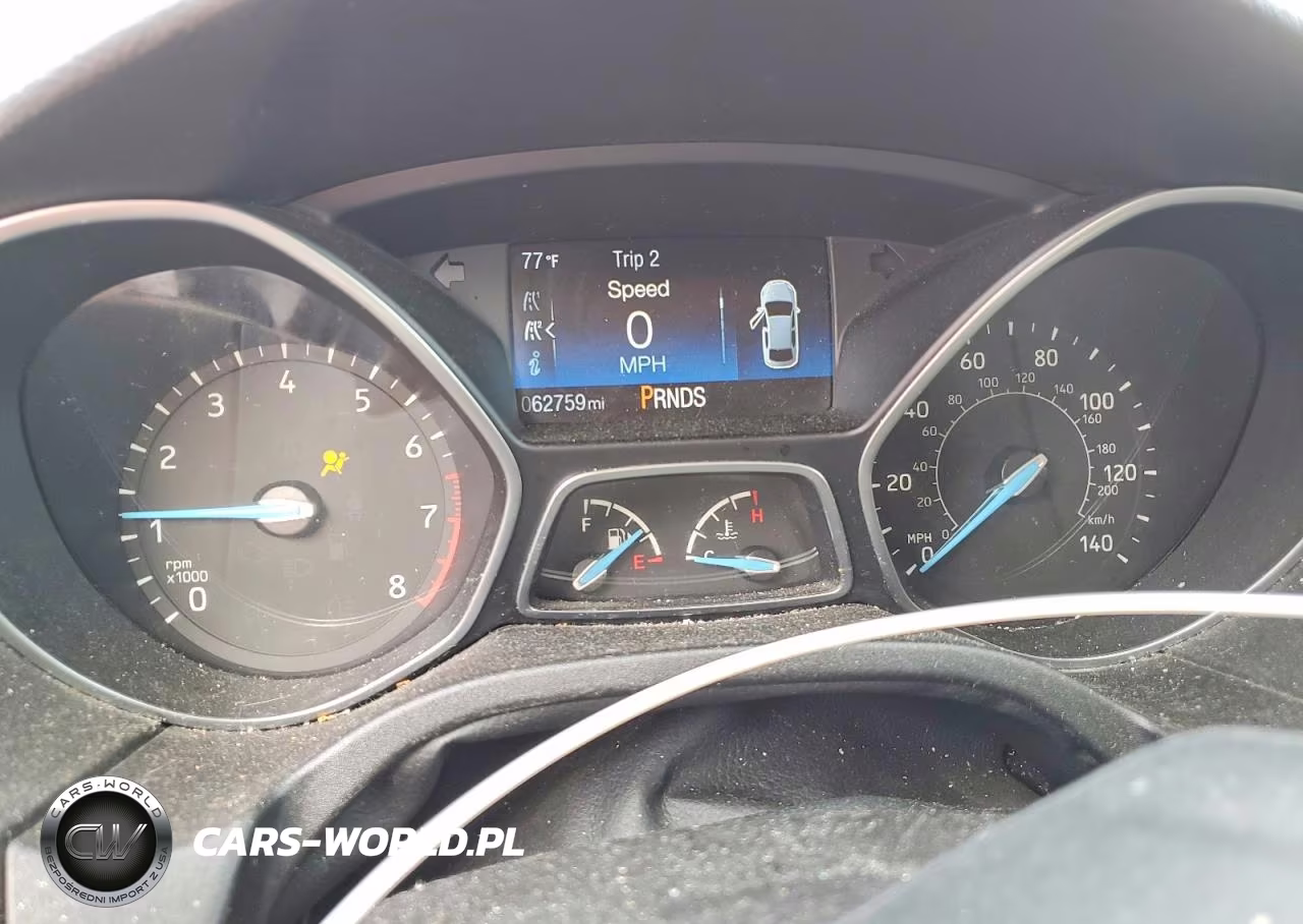 2017 Ford Focus Titanium VIN:1FADP3J27HL257297 - 9