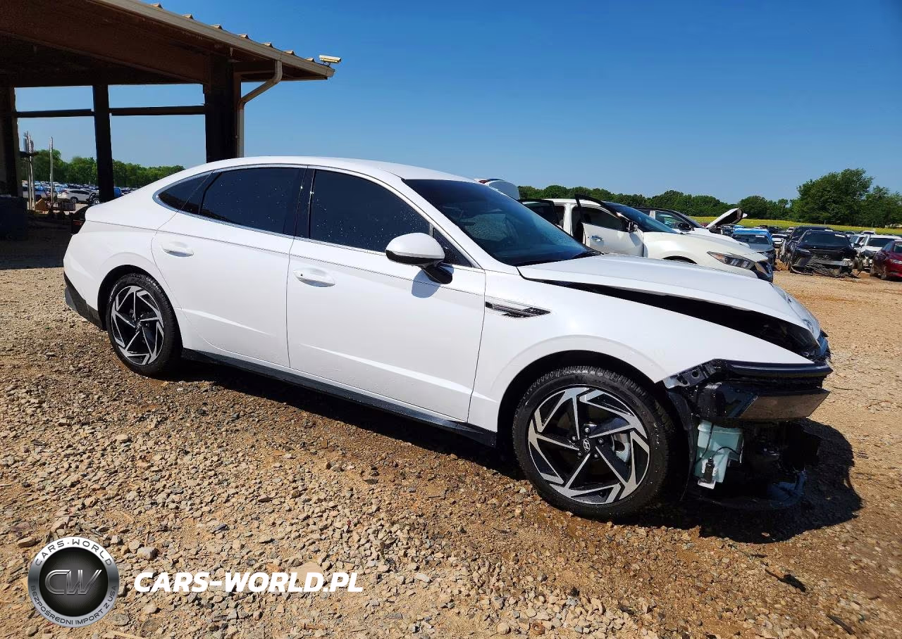 2026 Hyundai Sonata Sel Sport VIN:KMHL64JA6TA533295 - 4