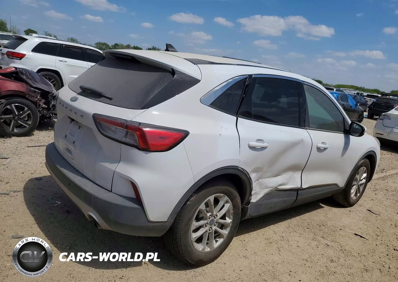 2020 Ford Escape Se VIN:1FMCU0G68LUC46976 - 3