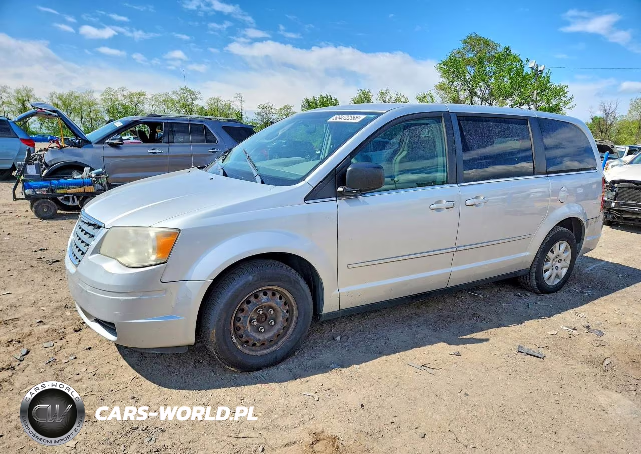 2009 Chrysler Town & Country Lx