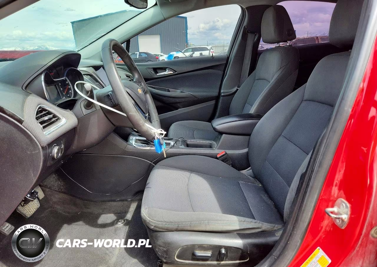 2019 Chevrolet Cruze Lt VIN:1G1BE5SM5K7111900 - 7